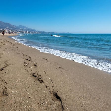 Boliches Center Apartment Next To The Beach, Parking, Pool & Terrace Fuengirola Zewnętrze zdjęcie