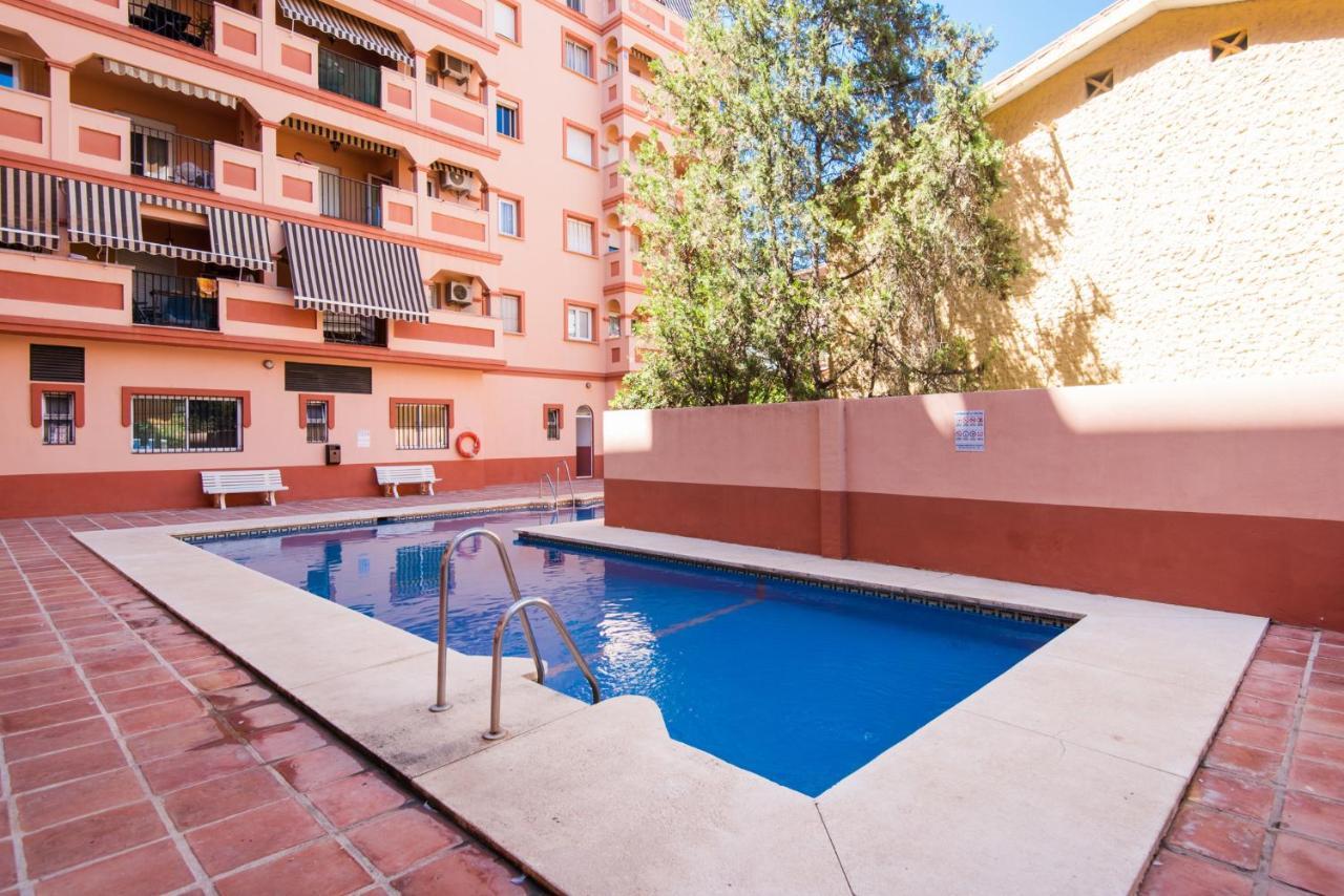 Boliches Center Apartment Next To The Beach, Parking, Pool & Terrace Fuengirola Zewnętrze zdjęcie