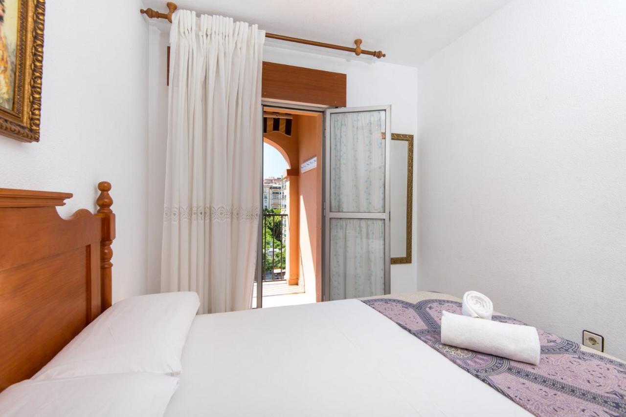 Boliches Center Apartment Next To The Beach, Parking, Pool & Terrace Fuengirola Zewnętrze zdjęcie