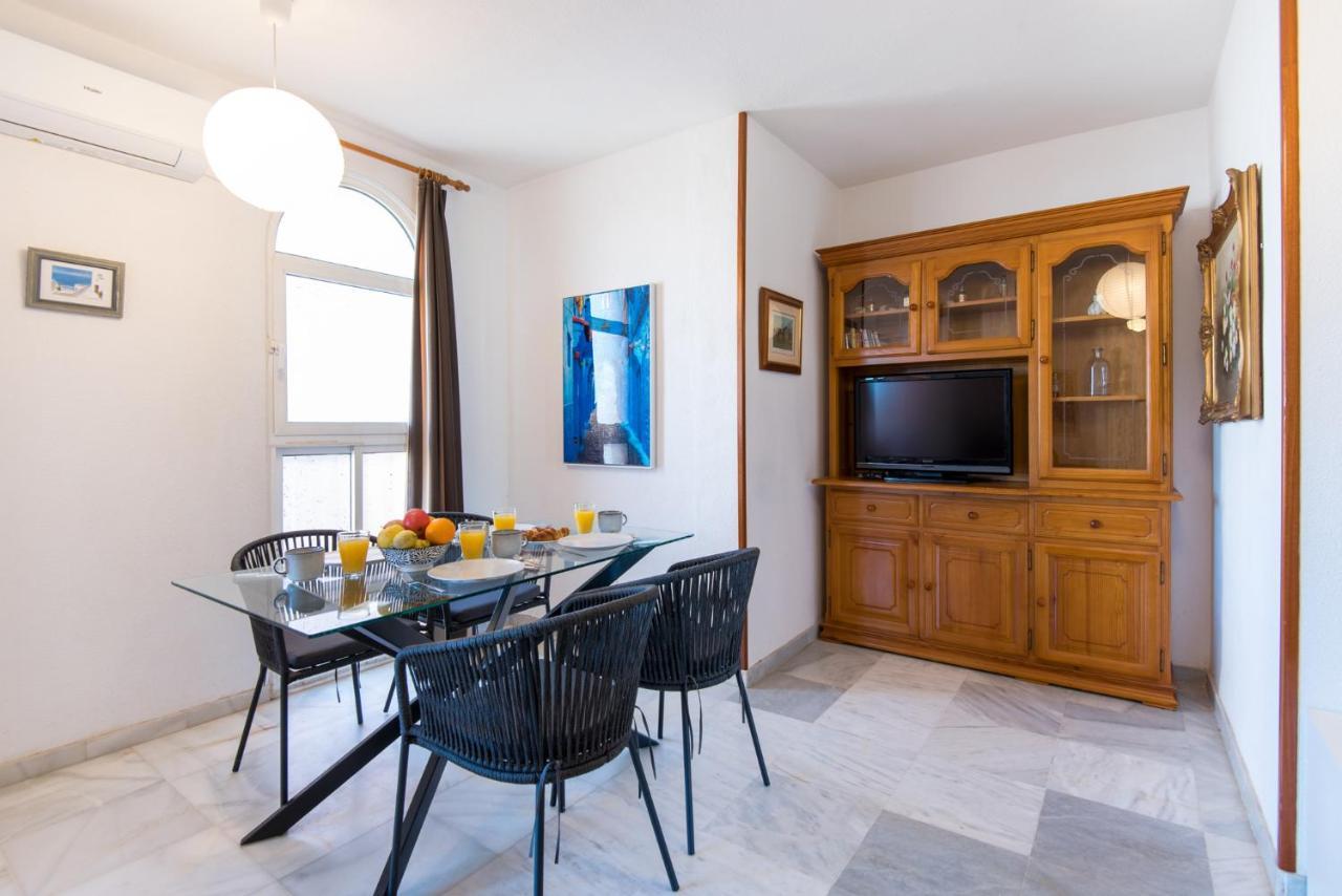 Boliches Center Apartment Next To The Beach, Parking, Pool & Terrace Fuengirola Zewnętrze zdjęcie