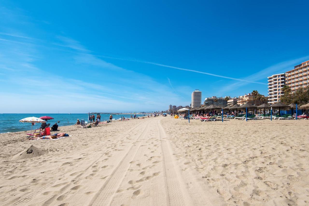 Boliches Center Apartment Next To The Beach, Parking, Pool & Terrace Fuengirola Zewnętrze zdjęcie